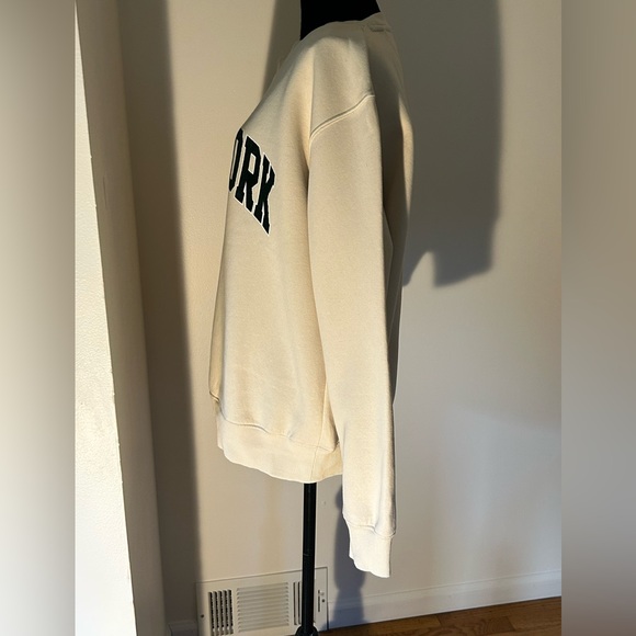 Cream 'New York' Sweatshirt Size M - Picture 5 of 11